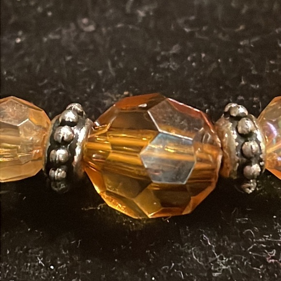 8” stackable stretch bracelet with 11 amber color 4 stone 8 silver beads - Picture 8 of 12